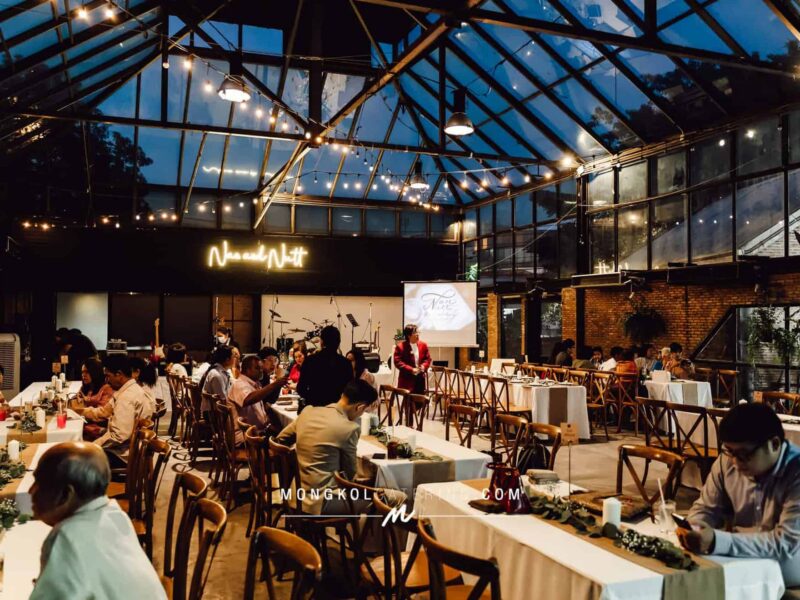 งานแต่งงาน สไตล์ Rustic Greenery พร้อมจัดโต๊ะนั่งทานสวยงาม @ About Studio